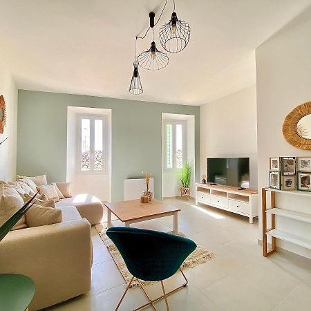 Montee Fleurie Apartment Menton Exterior foto